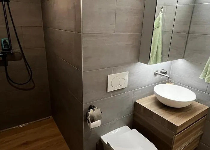 Beautiful Bernese Jura Alpehytte Malleray